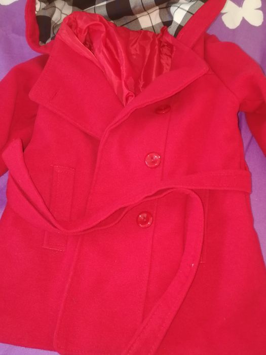 Hanuite fetite în stare f bună toamna iarna