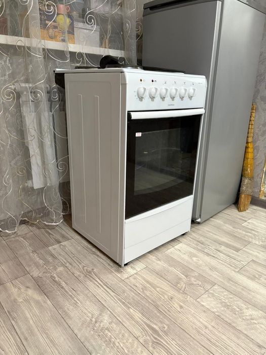 Продам электрическую плиту