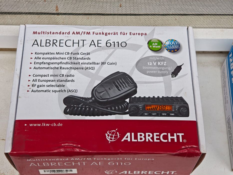 Statie CB. AE6110 și antena 145cm