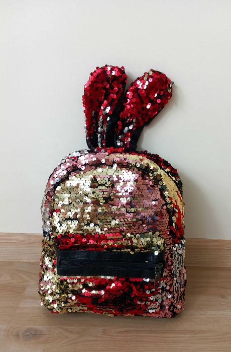 Нова детска раница с пайети