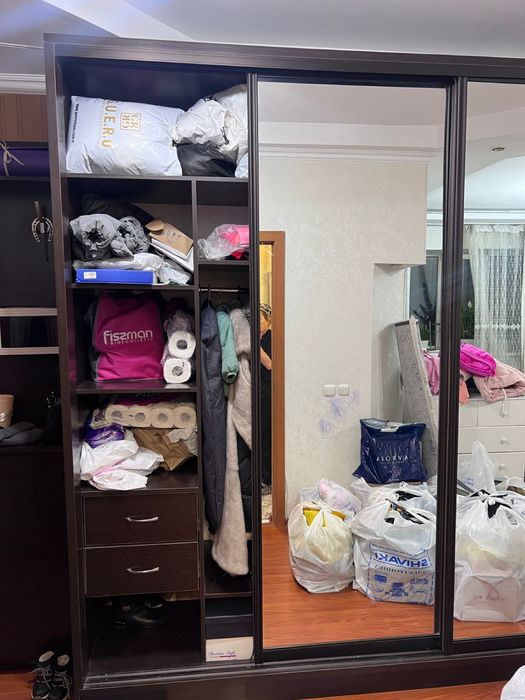 Продам шкаф купе по одежду