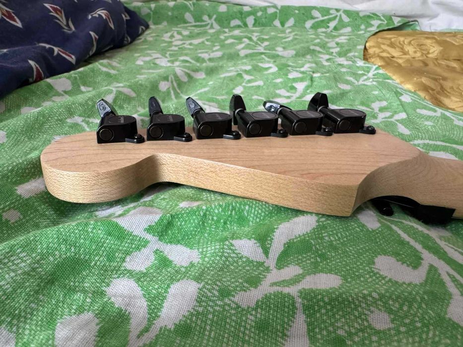 Jackson Adrian Smith Signature SDX Snow White