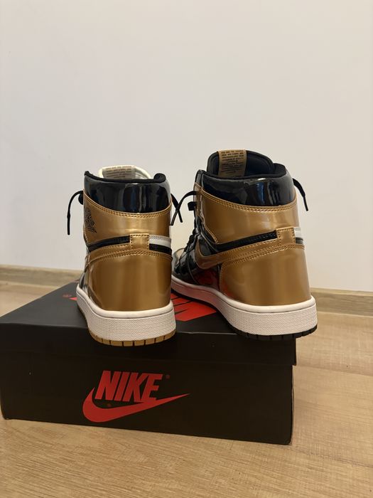 Vând Jordan Retro 1 Gold Toe