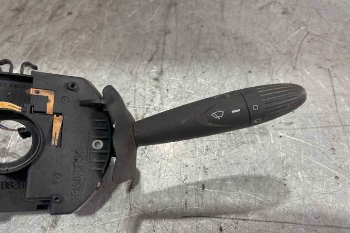 Maneta stergatoare parbriz si luneta 10400563480 / 1 04 00 563480 Fia