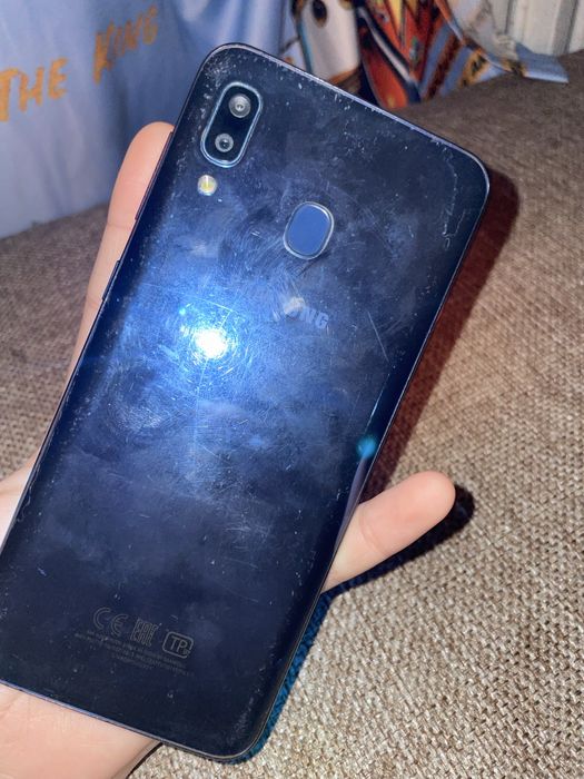 Обмен продажа саммсунг а20