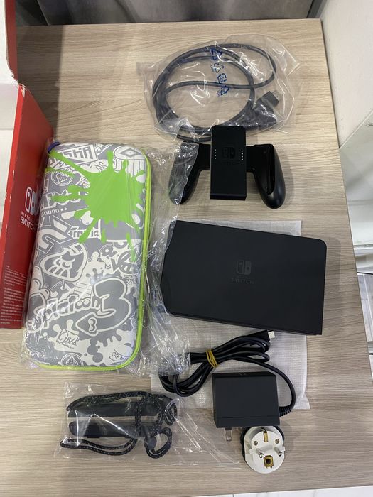 nintendo switch OLED прошитая + 20 игр