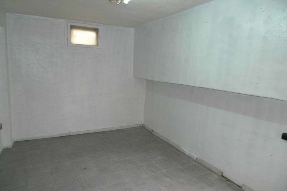 Медицинска академия офис под наем