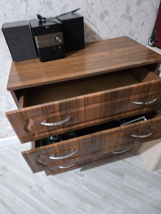 Мебель тумбочка шкаф