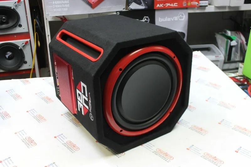 Сабвуфер ural cube