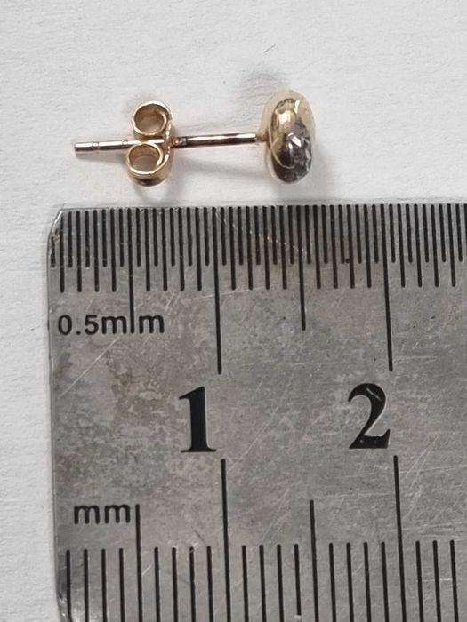 Златни обеци 0.56гр.