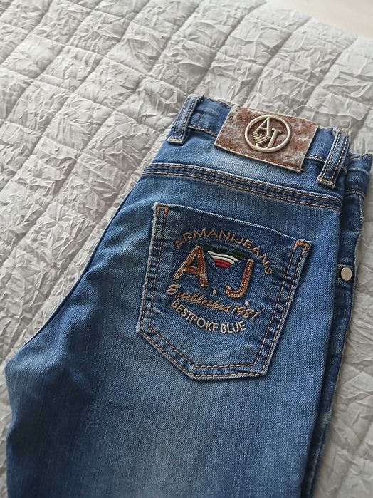 Детско яке Hugo Boss, Дънки Armani, Calvin Klein, Joma