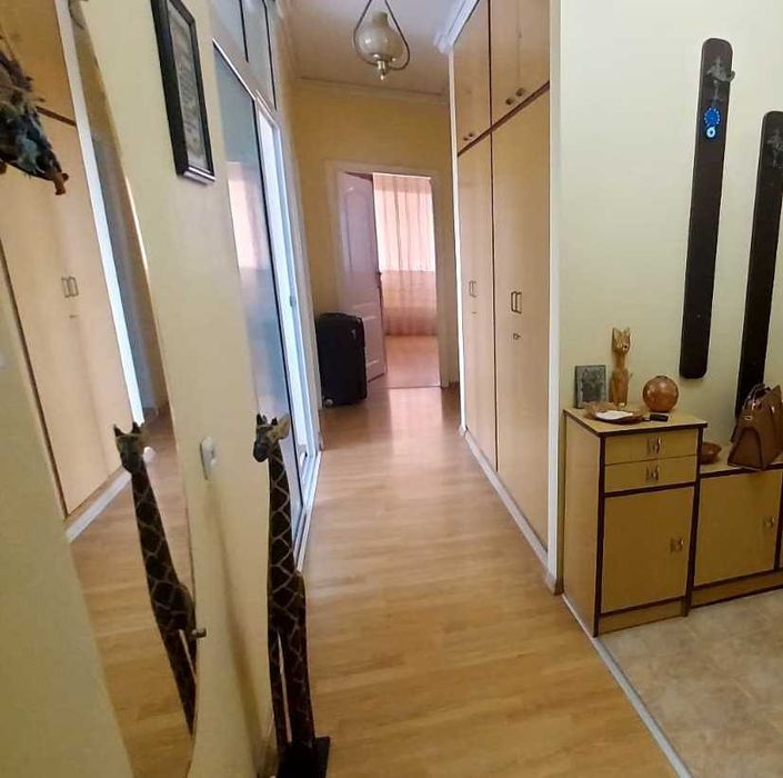 Продава се Тристаен апартамент в Хасково, Дружба 1 - 96 кв.м за 675 €/кв.м - Снимка #10