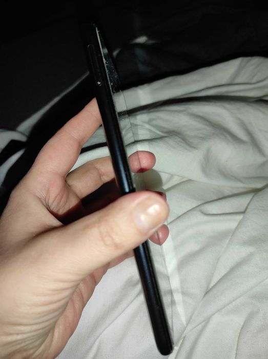 Продавам Huawei Y7 2019