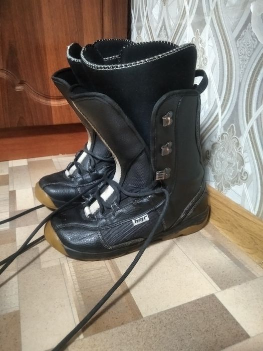 Продам ботинки для сноуборда