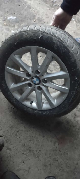 Genții+cauciucuri M+S pe16 bmw stare f buna 800ron