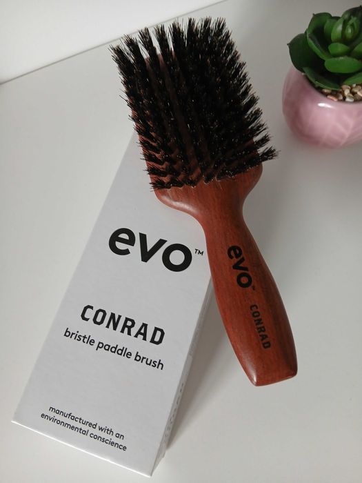 Четка за коса Conrad, естествен косъм глиган