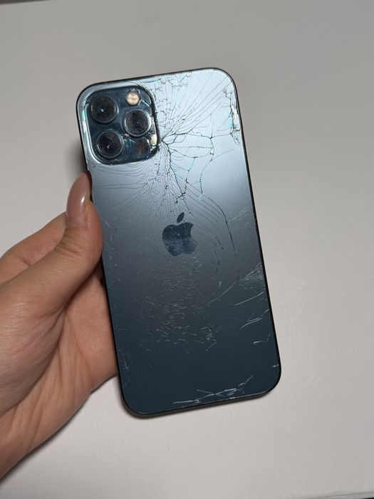 Iphone 12 pro синий