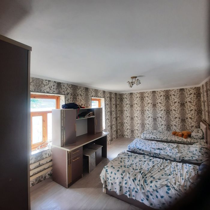 Срочно ховли  Чирчик шахрида сотилади