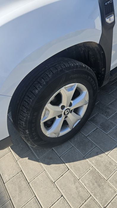 Duster 4x4 utilitara