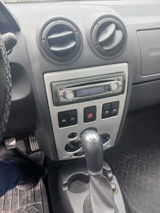 Dacia Logan 1.6 Benzina