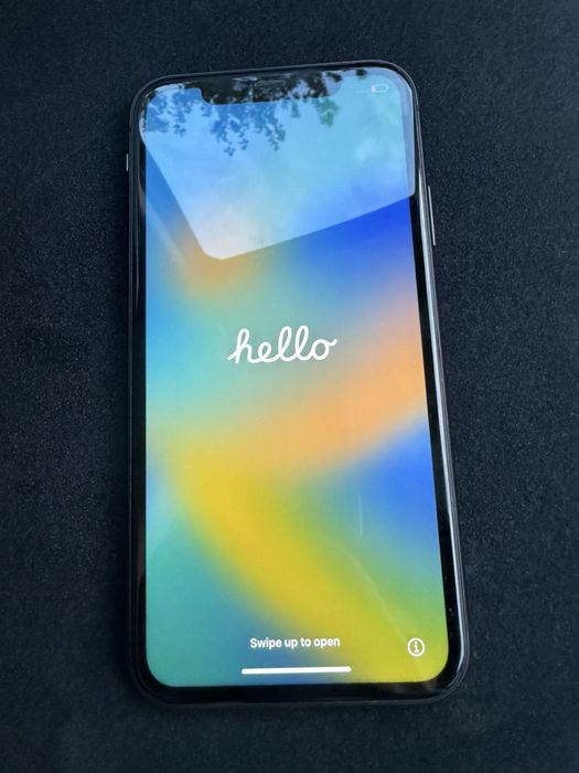 iPhone 11 64GB -черен