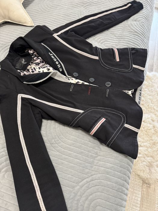 Сако Junona като ново