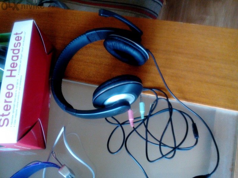 Слушалки 40.00 лв.