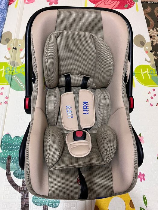 Продам автокресло
