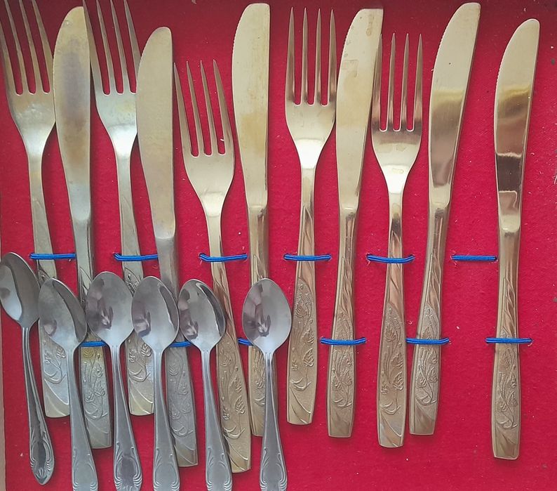 Столовые приборы набор