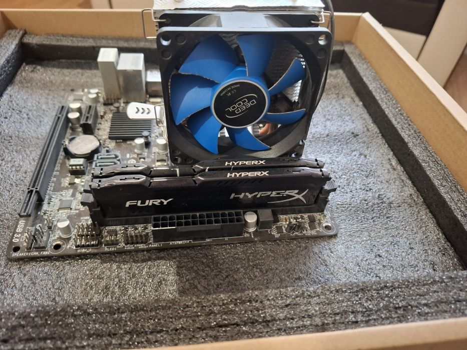 Дъно процесор и рам + охладител за процесора