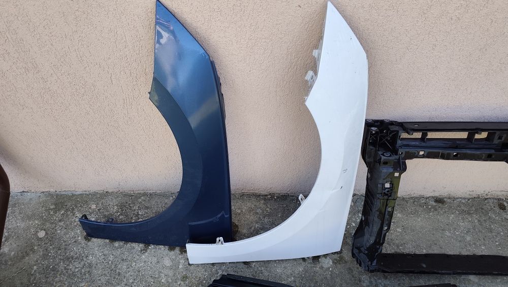 Trager aripa grila bara Skoda Octavia 4