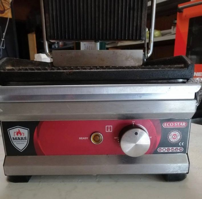 Професионален тостер