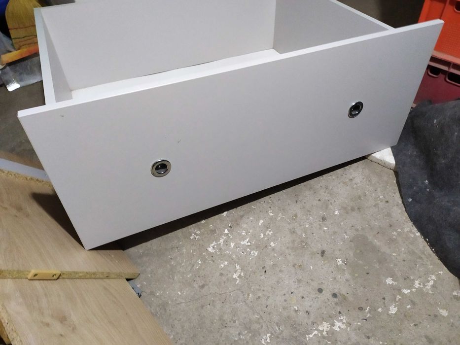 2 casete/ cutii mari pt pat / diverse
