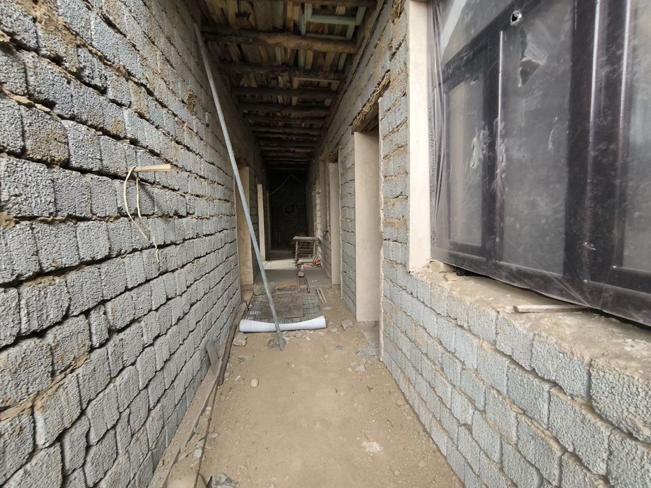 Uy sotiladi Food city oldida