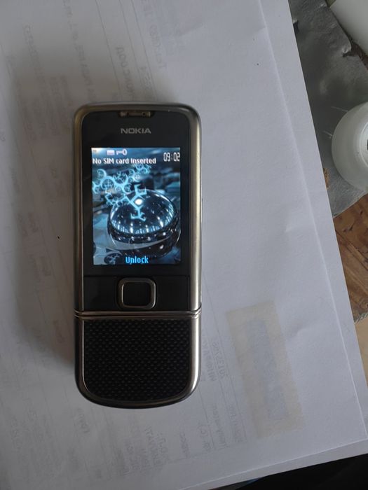 Телефон Nokia carbon arte