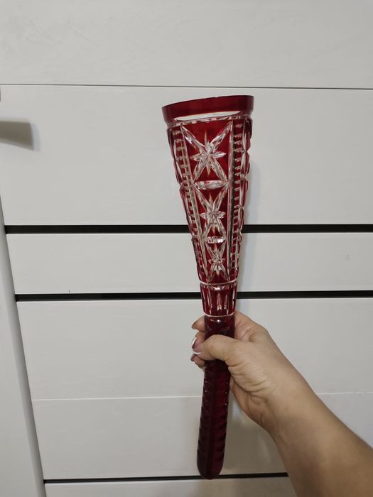 Продам хрустальный рог.