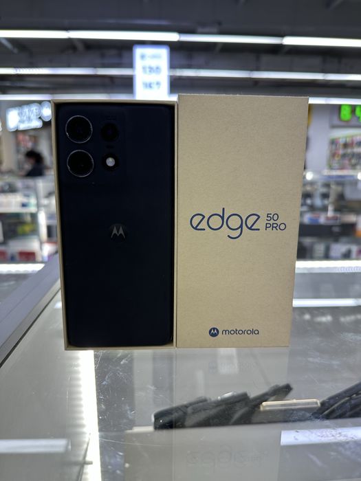 Moto 50 pro 5G. 12/512