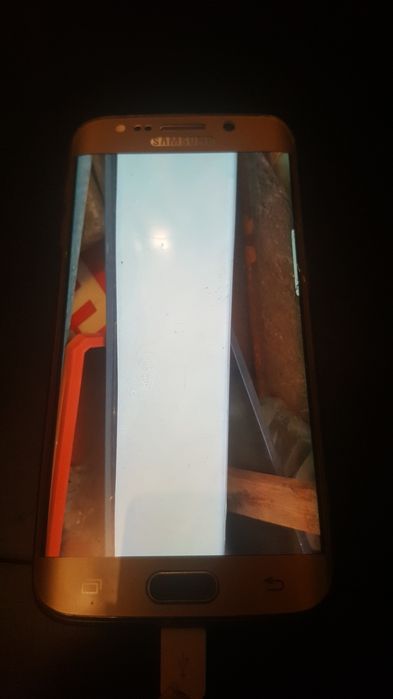 Pervaz aluminiu nou înfoliat.