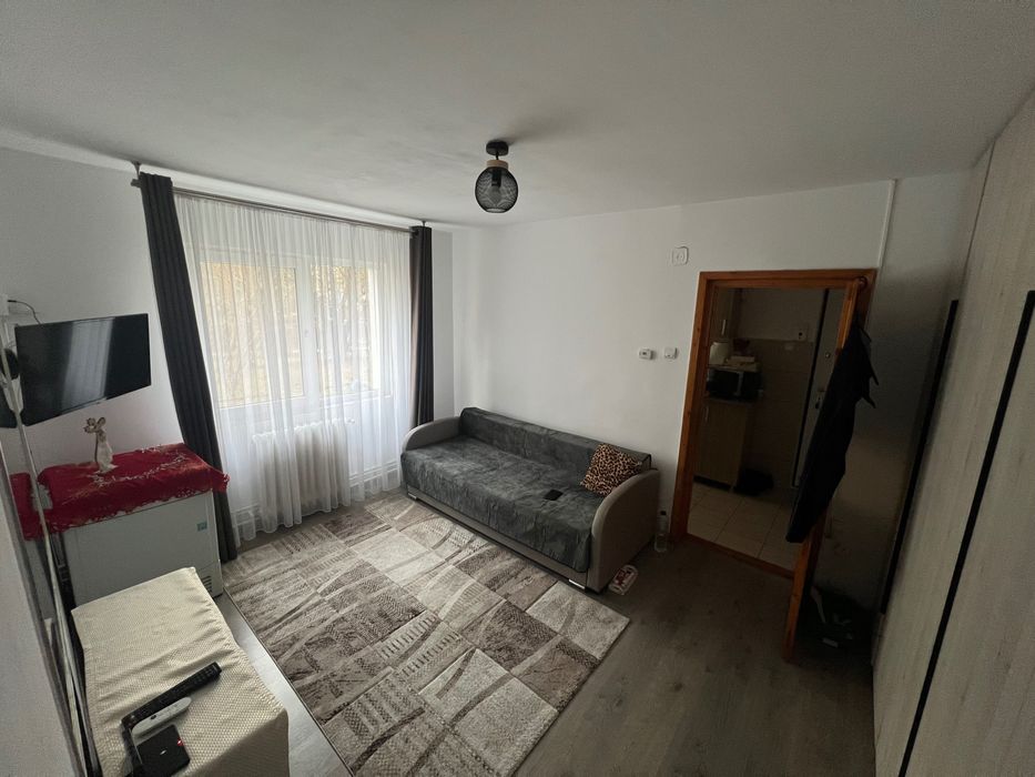 Apartament de închiriat