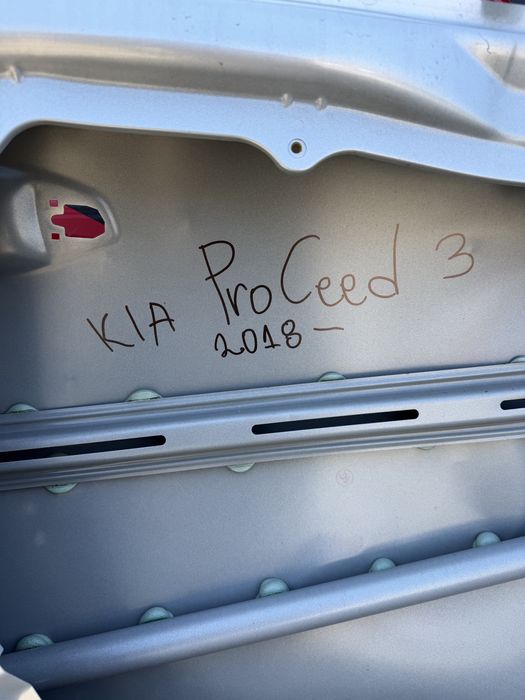 Предна лява врата Kia Pro Ceed 3