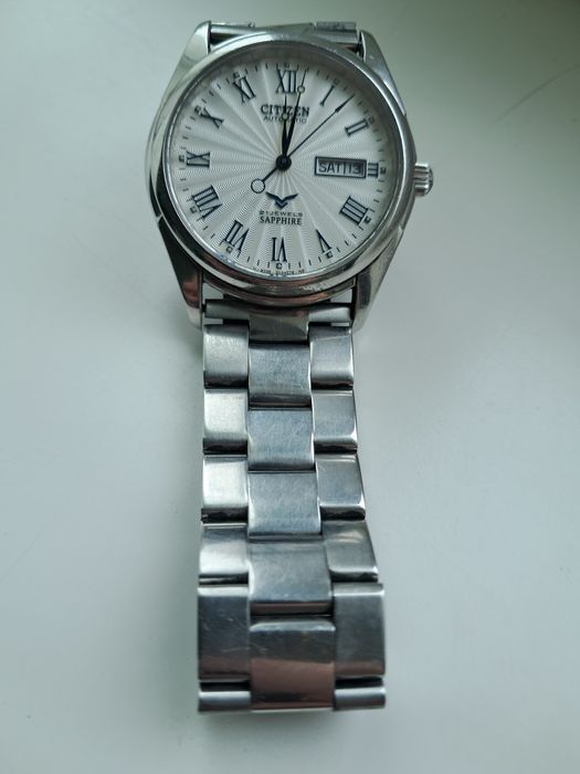 Саат сатылды Продаеться