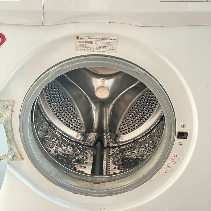 Продам стиральную машину