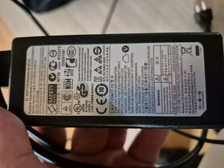 Ноутбук Samsung (договорная цена)