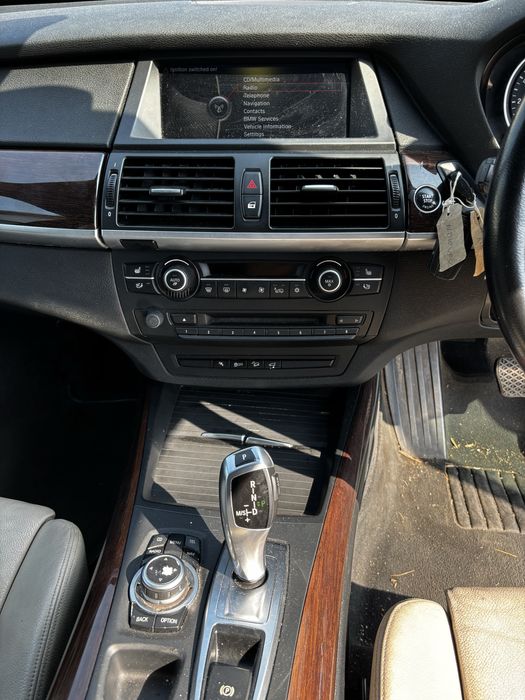 БМВ Е70 4.0д на части