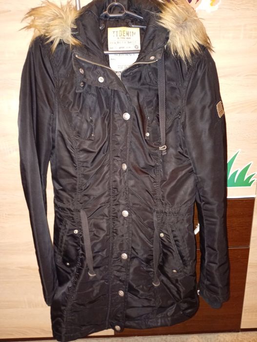 Дамско зимно яке