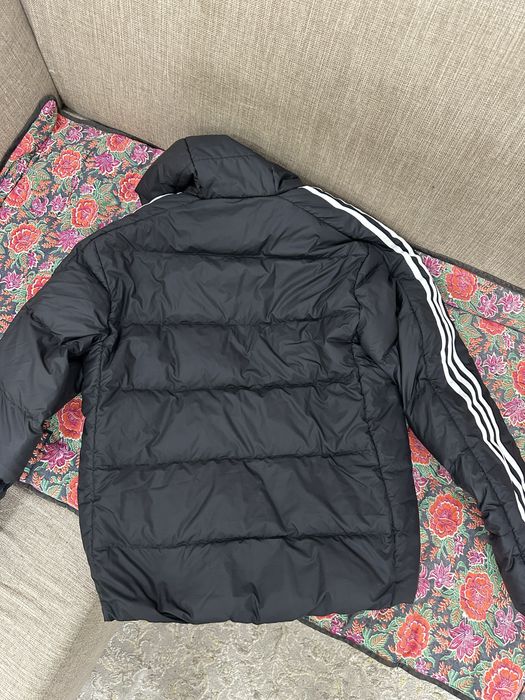 Зимняя куртка adidas M пуховик