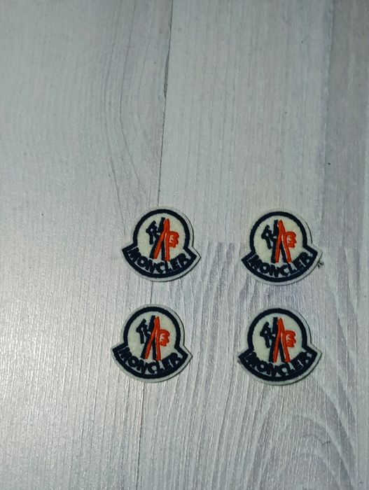 M0NСIЕR и T. HILFlGHER Емблема зашиване или  лепене с ютия