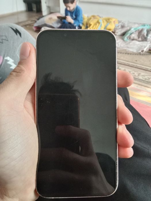 Продам Айфон 13 128 гб