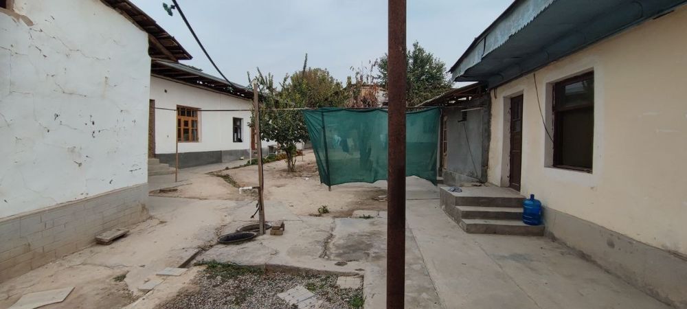 Уй сотилади 10 сотих Юнусобод Хасанбой. Продаётся дом