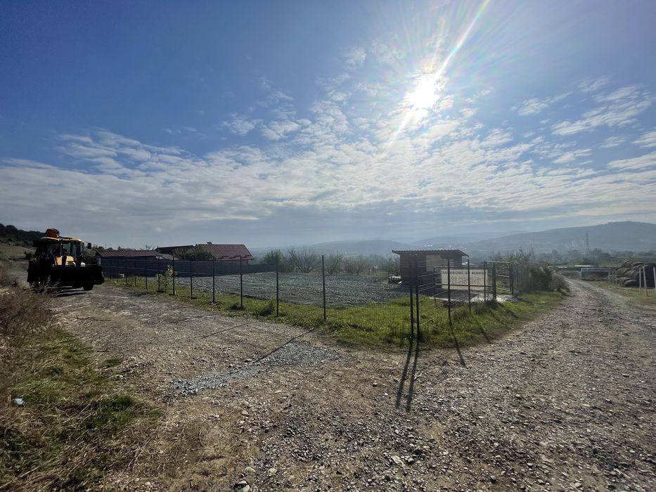 Inchiriez teren (Cluj/Floresti)